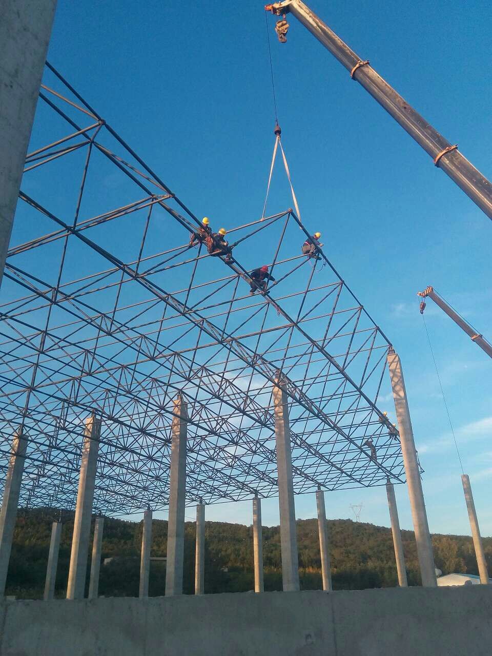 临安汪清物流园网架